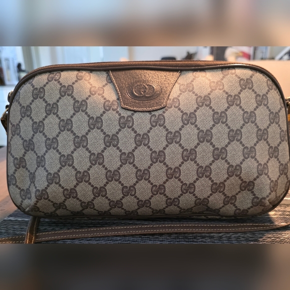 VINTAGE GUCCI BROWN HANDBAG PURSE AUTHENTICITY GUARANTEED - Picture 1 of 16
